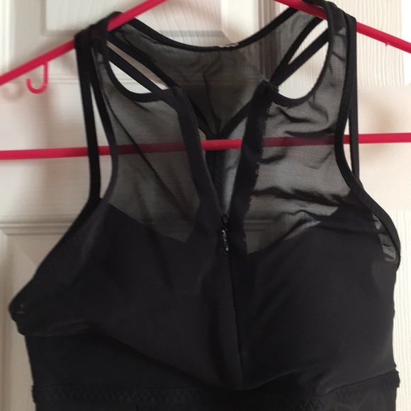 Lululemon Black workout tank - Picture 2 of 6